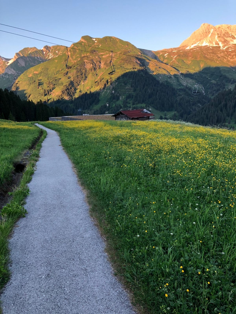 Ihre Anreise im Sommer nach Oberlech am Arlberg