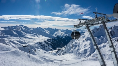 Über 300 Pistenkilometer erwarten Sie im Skigebiet Lech Zürs Über 300 Pistenkilometer mit wunderschöner Aussicht erwarten Sie im Skigebiet Lech Zürs