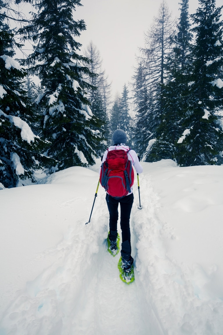 Schneeschuhwandern abseits der ausgetretenen Pfade in Lech am Arlberg