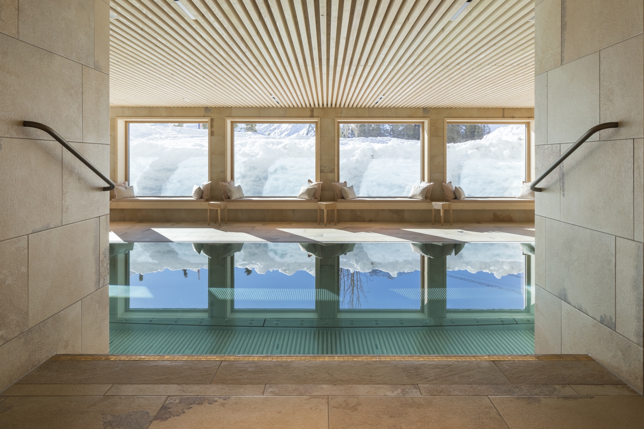 Schwimmbad - Interior Design aus Österreich I Hotel Sonnenburg