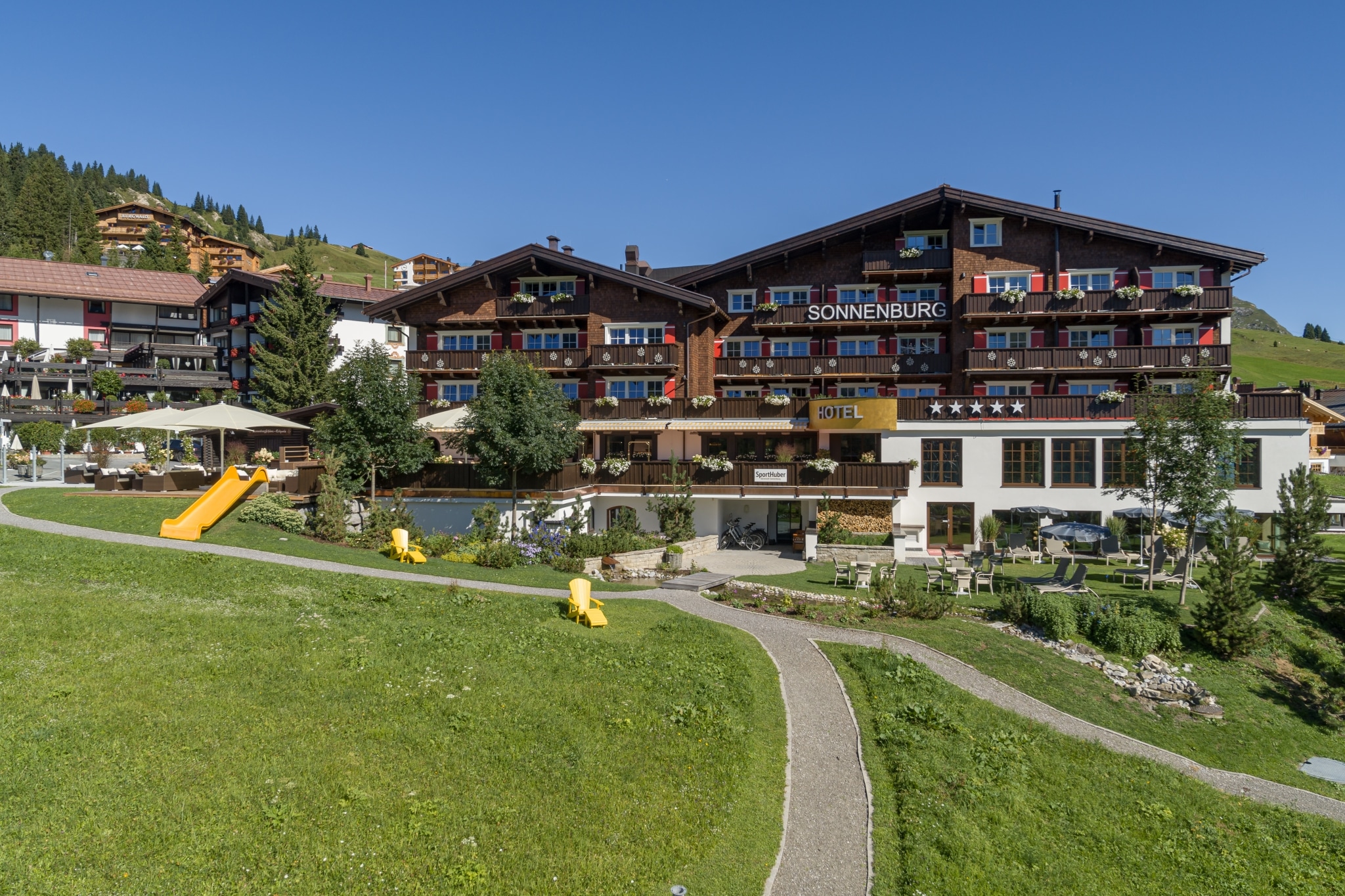 Sonnenburg Wanderhotel in Oberlech am Arlberg