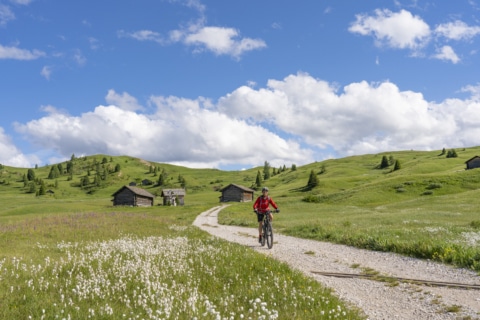 Mountainbike Camp für Frauen von Carolin in der Sonnenburg in Lech Mountainbiken nur für Frauen in Carolins Bike Camp in der Sonnenburg