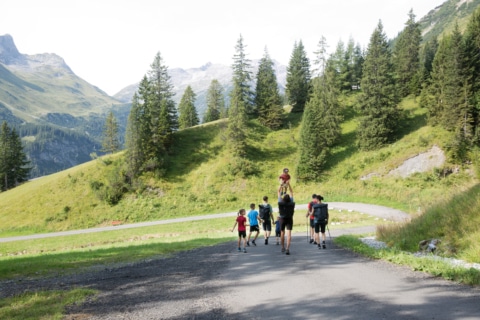 Sommer am Arlberg Der perfekte Zeitpunkt für einen Sommerurlaub in Lech: Juli und August