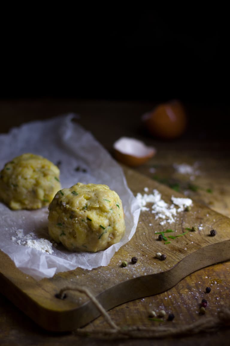 Semmelknödel machen den Hauptgang des Sonnenburg-Weihnachtsmenüs erst komplett.