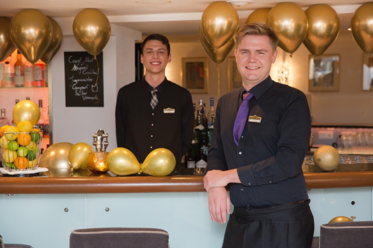 Hotel-Jobs: Bar-Team der Sonnenburg Hotels