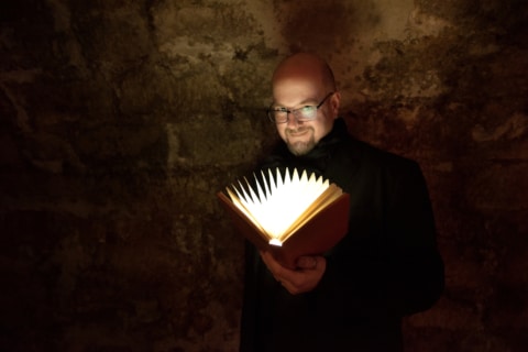 Autor Christian von Aster Herr von Asters Winterdichterdämmerung im Literatursalon Sonnenburg