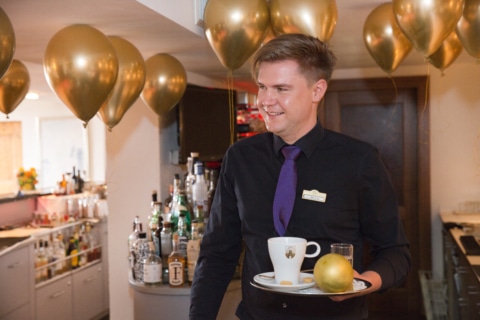 Hotel Sonnenburg Jobs Barsteward:ess Stellenangebot Barsteward:ess
